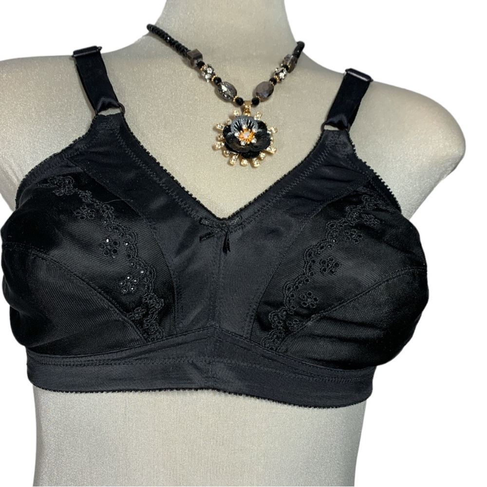 WONDER Bra Black Size 38C